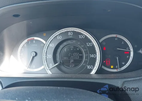 2015 Honda Accord Lx z USA, uszkodzony, nr VIN 1HGCR2F31FA119082